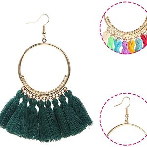 Pendientes dorados de aro borlas verde