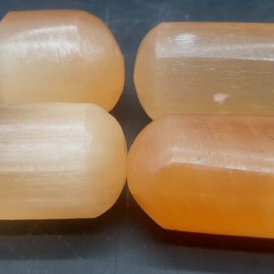 Piedra Rollos de Selenita Naranja