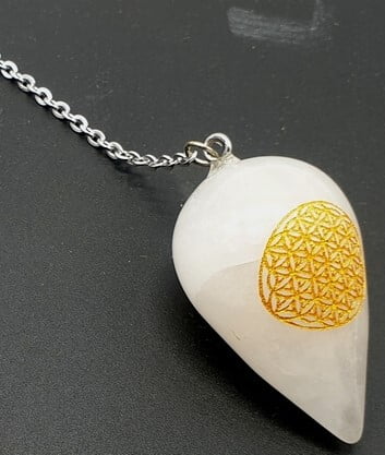 Péndulo Grabado Flor de la Vida 4cm - Cristal de Cuarzo