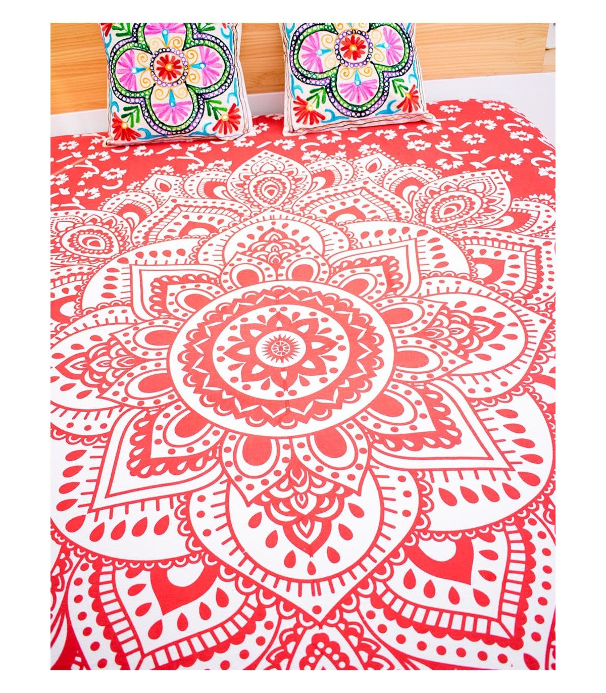 COLCHA DE CAMA ROJA - Imagen 2