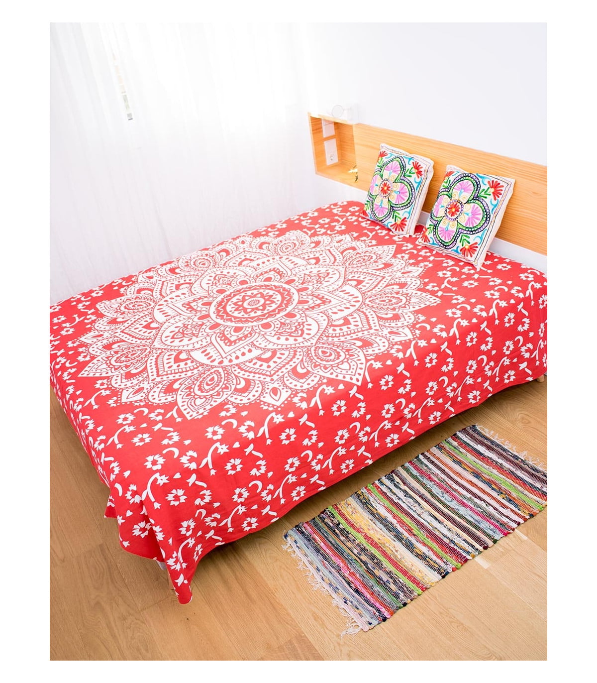 COLCHA DE CAMA ROJA